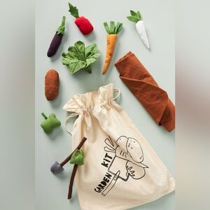 NWT Anthropologie Canvas Garden Set Toy Kid’s Garden Kit Soft Play Toys